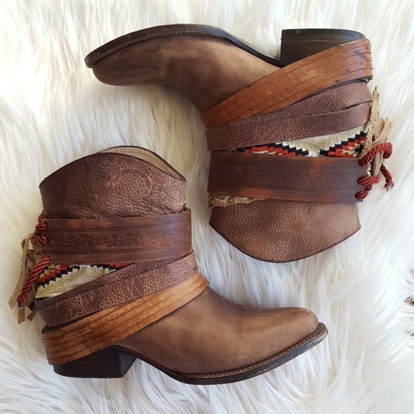 Freebird by Steven Mezcal Wraparound Boots - Picture 6 of 7